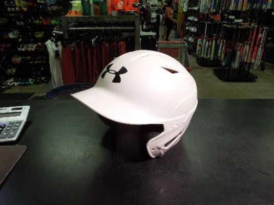 Used Under Armour UABH2-110 Batting Helmet in White Size 5 7/8 - 6 3/4