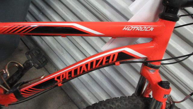 Load image into Gallery viewer, Used Specialized Hotrock 24" 21-Speed 2016 Orange Kids Mountain Bicycle

