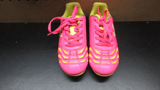 Used Victor Soccer Cleats - Size Youth 1