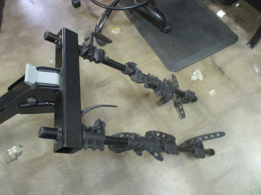 Used Thule 4 Bike Hitch Rack