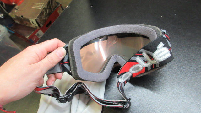 Load image into Gallery viewer, Used Bolle Snow Goggles - Black
