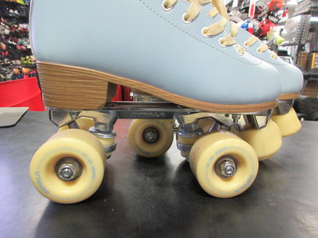 Load image into Gallery viewer, Used Impala Blue Quad Roller Skates Size 5
