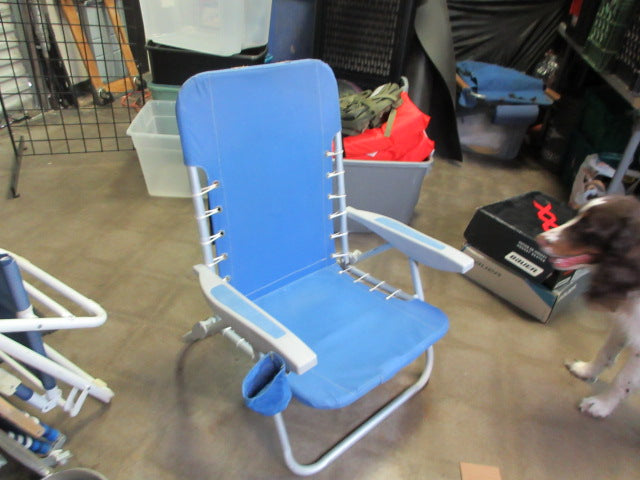 Load image into Gallery viewer, Used Rio Brands Beach Chair
