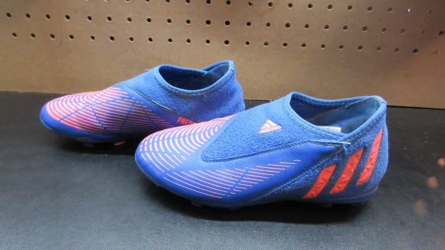 Load image into Gallery viewer, Used Adidas Predator Soccer Cleats - Size 2
