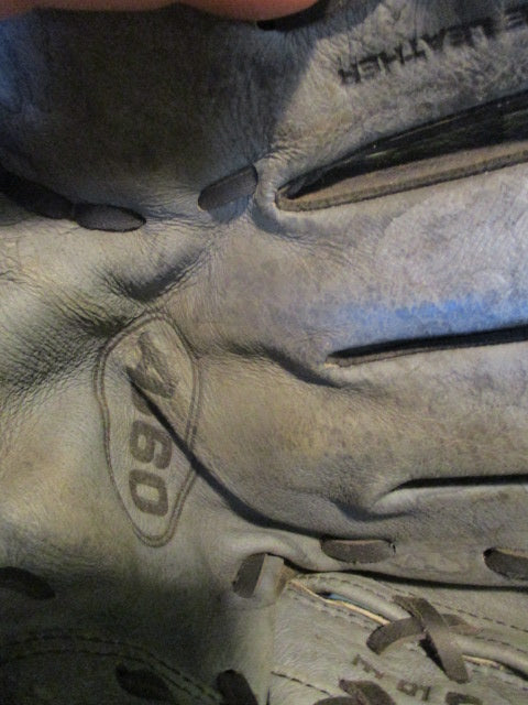 Used Wilson A360 14" Glove - RHT