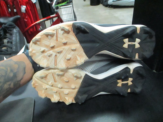 Used Under Armour Youth 5 Baseball Cleats