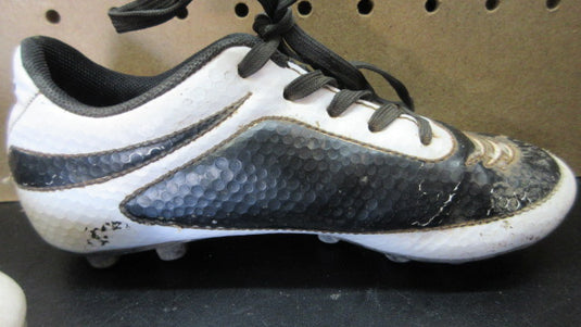 Used Vizari Soccer Cleats - Size Youth 11.5