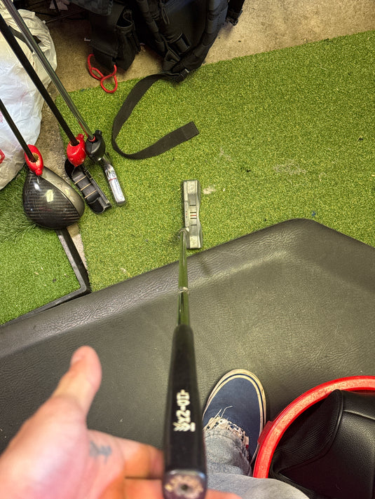 Used Knight CP-1 Right Hand Blade Putter 32"