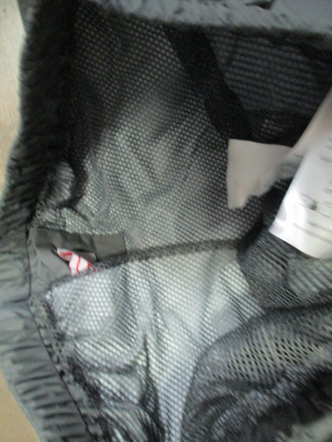 Load image into Gallery viewer, Used Coleman Inlet Nylon Pants w/ Cargo Pocket Size Large - New Condition
