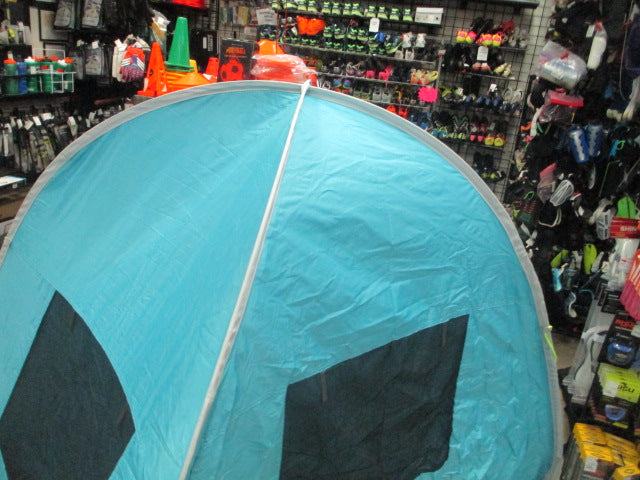 Load image into Gallery viewer, Used Poray Beach Portable Pop Up Tent
