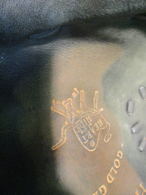 Load image into Gallery viewer, Used Rawlings Heart of the Hide PROSCM41B Gold Glove Catchers Glove
