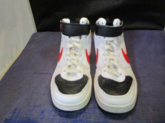 Used Nike Court Borough Basketball Shoes Youth Size 4 - some wear