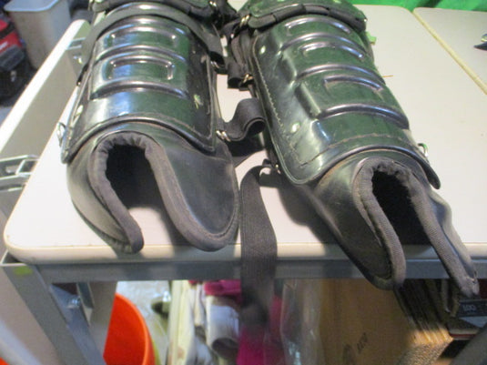 Used +Pos BB313-17 Umpire Shin Guards