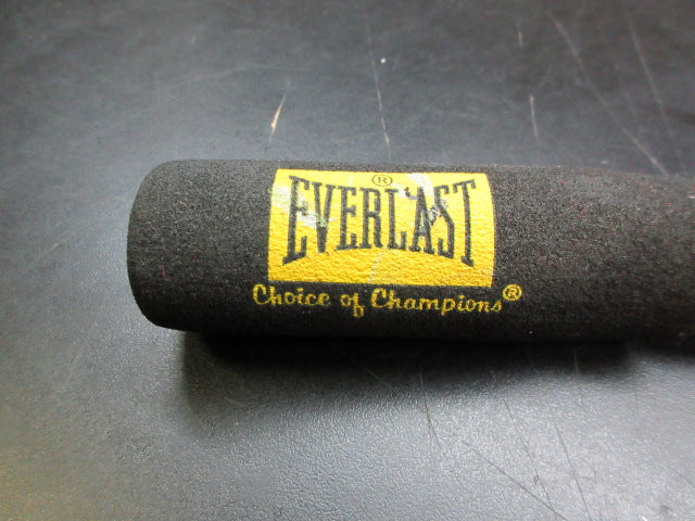 Load image into Gallery viewer, Used Everlast Jump Rope
