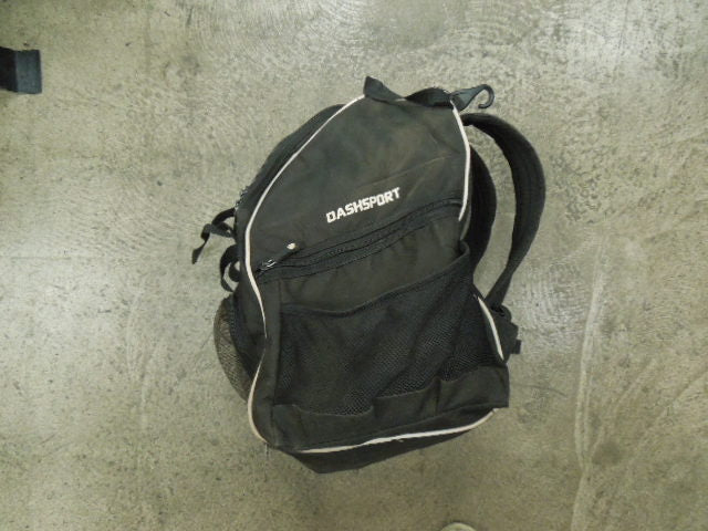 Load image into Gallery viewer, Used DashSports Baseball Backpack with Vented Pocket
