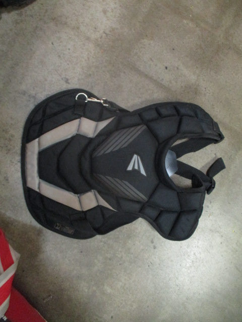 Used Easton Catchers Chest Protector Size Youth 9 - 12