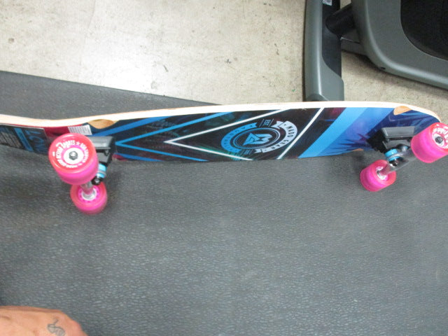 Load image into Gallery viewer, Used Madd Gear Australia 36&quot; Longboard Cruiser
