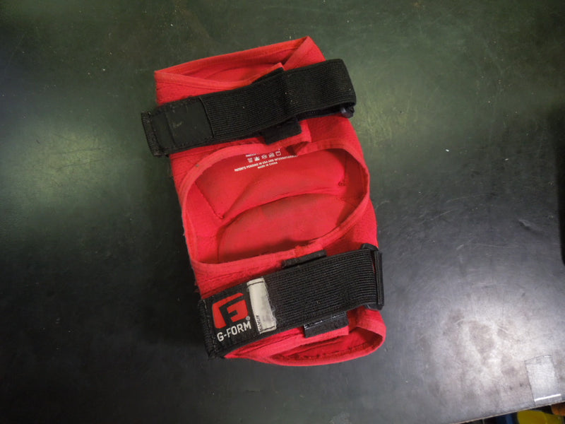 Load image into Gallery viewer, Used G-Form Elite Batters Elbow Guard Size L / XL
