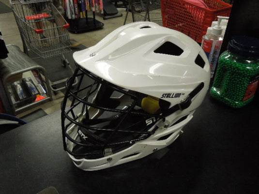 Used Schutt Stallion 100 Lacrosse Helmet in White Size M/L