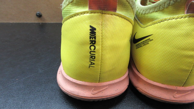 Load image into Gallery viewer, Used Nike Air Zoom Mercurial Indoor Soccer Shoes - Size Youth 4
