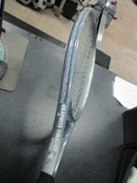 Load image into Gallery viewer, Used Prince Graphite Finalist Oversized 27&quot; Tennis Racquet

