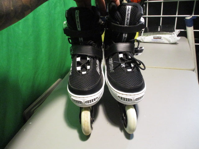 Load image into Gallery viewer, Used Papaison Adjustable 5-7.5 Light UP Roller Blades
