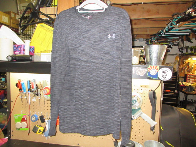 Load image into Gallery viewer, Used Under Armour Long Sleeve T-shirt - Size SM
