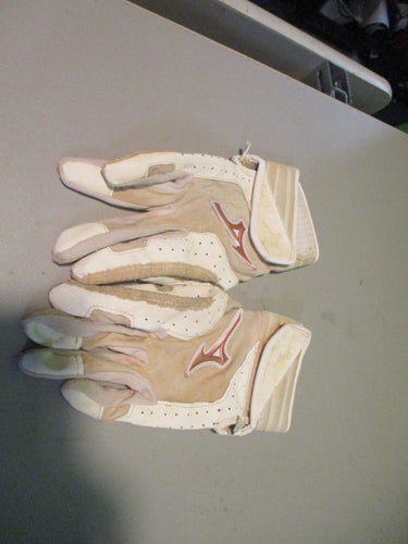 Used Mizuno CW1 Womens Large Batting Gloves