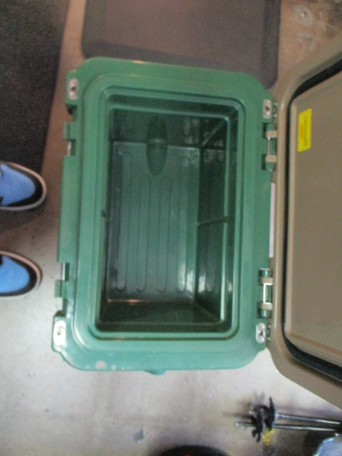 Used Magellan Outdoors Pro Explore 35 Cooler