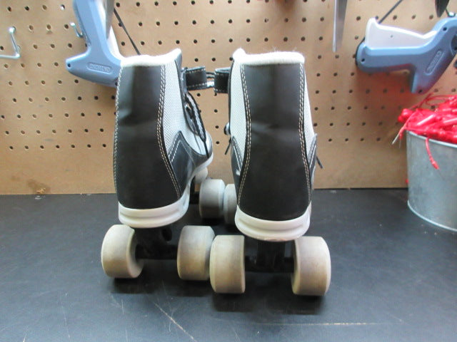 Load image into Gallery viewer, Used Roller Derby FireStar Roller Skates - Size Youth 4
