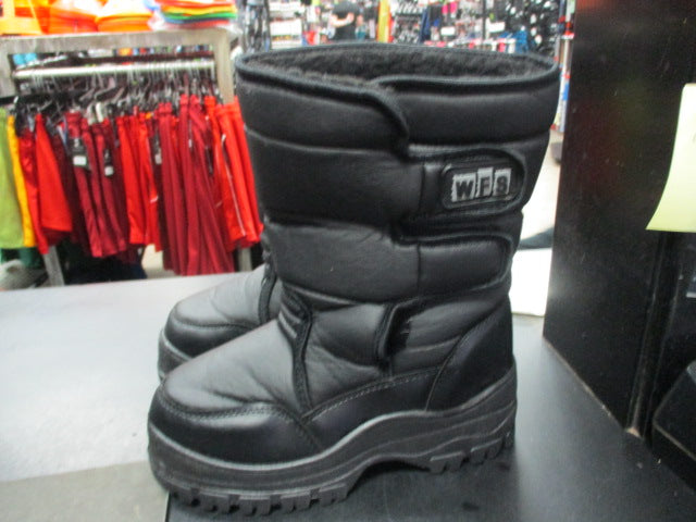 Load image into Gallery viewer, Used WFS Size Kids 4 Winter Boots
