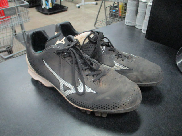 Load image into Gallery viewer, Used Mizuno Wave Cleat Size 8.5
