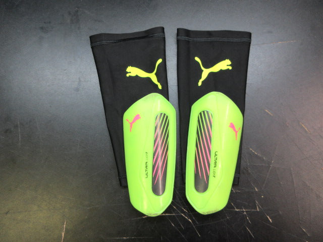 Load image into Gallery viewer, Used Puma Ac Milan Shin Guards - Youth
