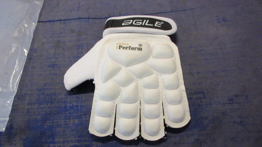 Used iPerform Field Hockey Glove Adult Size Small - Like New