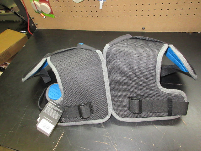 Load image into Gallery viewer, New Champro 7 Series Foam Football Shoulder Pads - Size Medium
