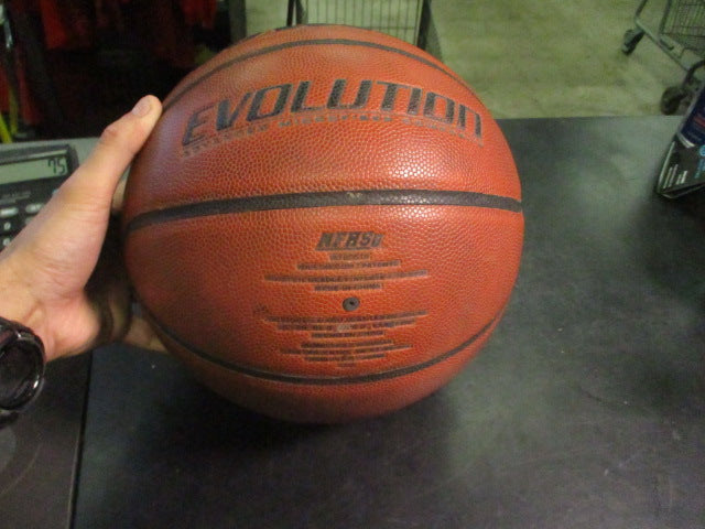 Load image into Gallery viewer, Used Wilson Evolution Indoor Game Ball
