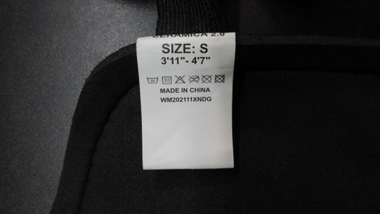 Used Umbro Soccer Shin Guard - Size Small