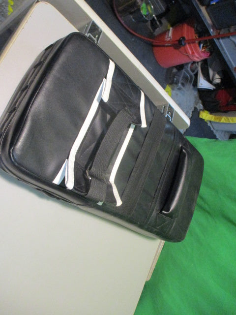 Load image into Gallery viewer, Used Boxing Strike Pad Taekwondo Kick Boxing Pad Foot Target
