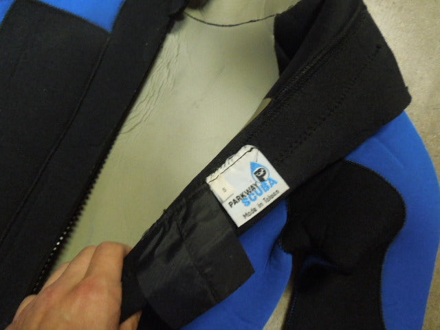 Load image into Gallery viewer, Used Parkway 7mm Full Body PyroStretch Wetsuit Size 8
