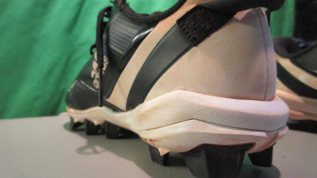 Load image into Gallery viewer, Used Adidas Icon Bounce Youth 3Y Baseball Cleats
