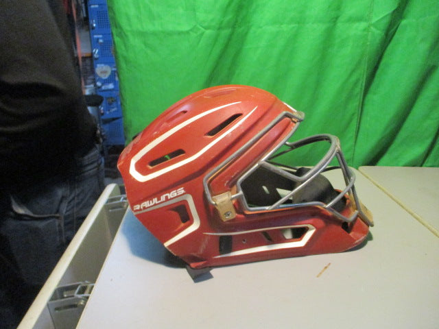 Load image into Gallery viewer, Used Rawlings CHEVL2-JR Size 6 1/2 - 7 Catchers Helmet
