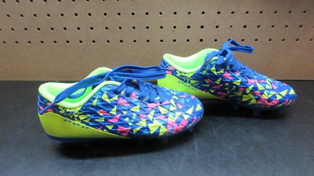 Load image into Gallery viewer, Used Dream Pairs Soccer Cleats - Size Youth 13.5
