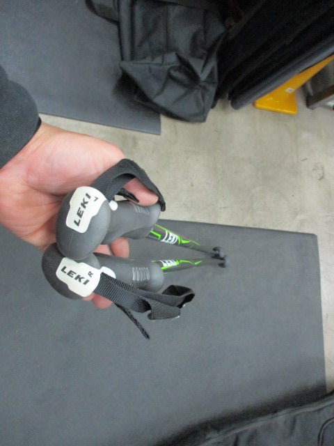 Load image into Gallery viewer, Used Leki Light Weight Alloy Quantum 52&quot; Downhill Ski Poles
