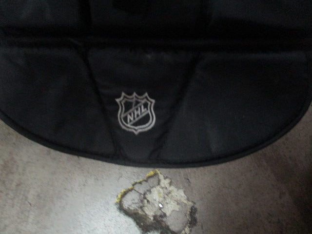 Load image into Gallery viewer, Used CCM CL500 NHL Adult Medium Goalie Pads Chest Protector with arm pads
