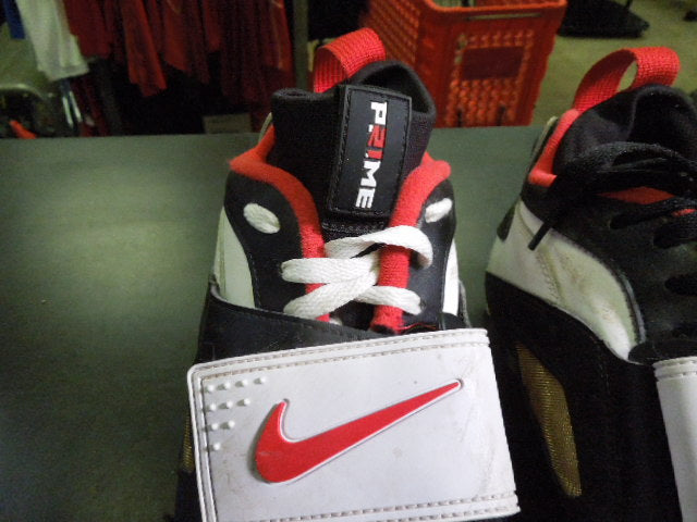 Load image into Gallery viewer, Used Vapor Edge DT '93 TD Football Cleats Size 11.5
