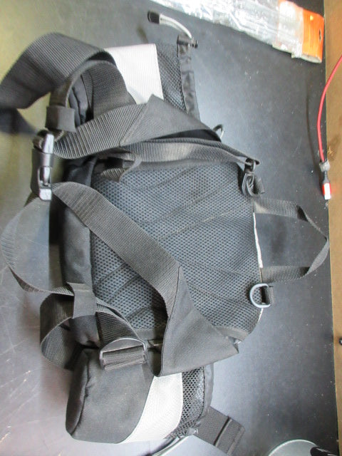 Used Coleman Revel 4L Waist Pack