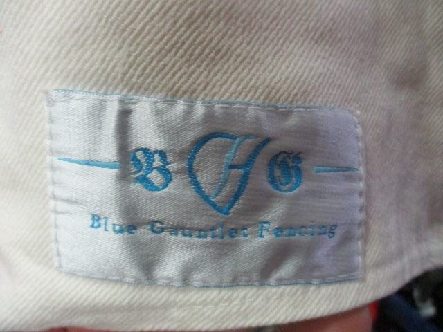 Load image into Gallery viewer, Used Blue Gauntlet Fencing Jacket Size 61 EU
