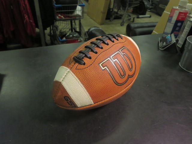 Load image into Gallery viewer, Used Wilson K2 GST Peewee Size Football
