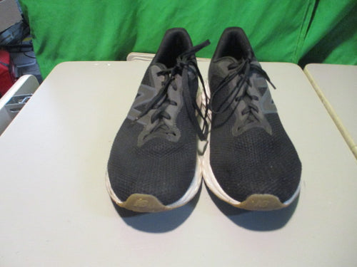 Used New Balance Fresh Foam Arishi v4 Size 8 Running Shoes