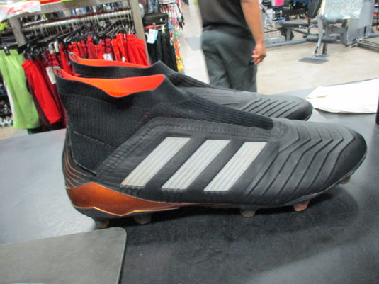 Used Adidas Predator Size 12 Soccer Cleats